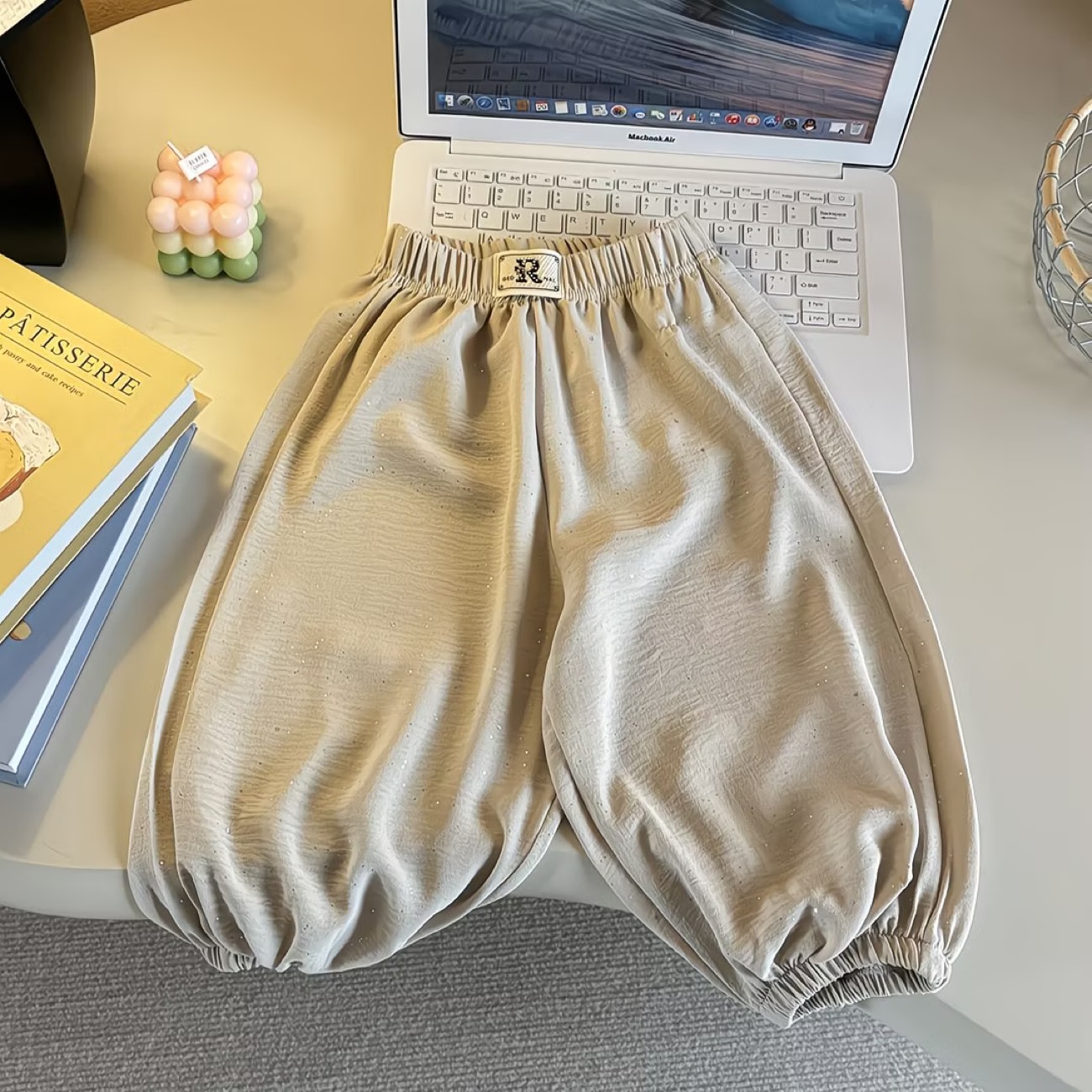 Free pants  variation 2