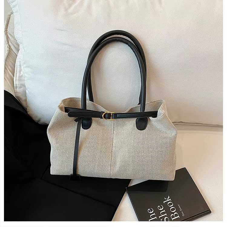 Handbag variation 3