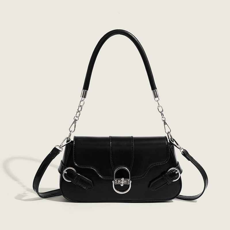 Hardware buckle bag variation 2
