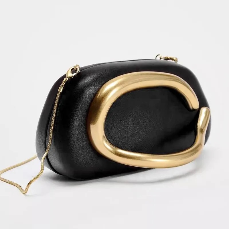 Shell clutch  variation 3