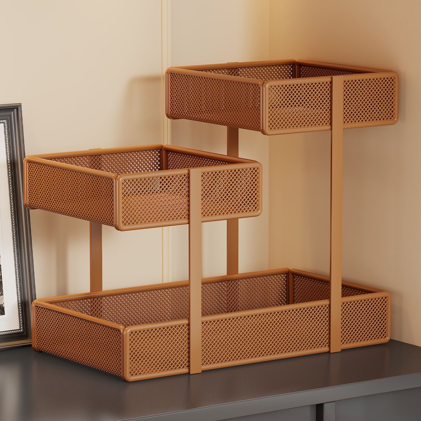 Multi tiered organizer